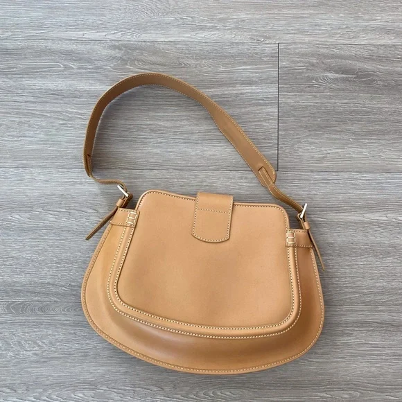 *NEW* Tod’s leather handbag - Picture 2 of 14